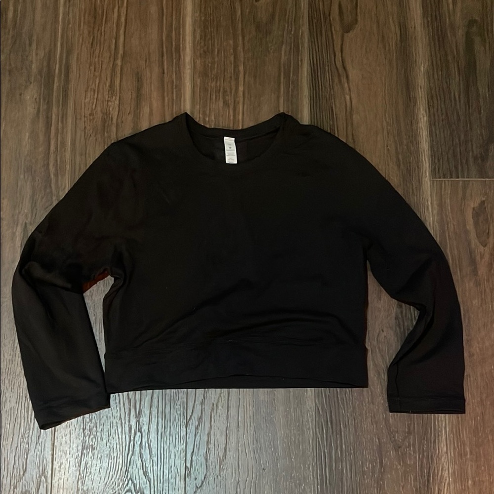 Lululemon Black Crop Top